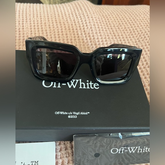 New Off-White Mystic Black Squared Sunglasses